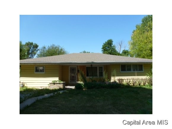 1933 South 19th Street Springfield, IL 62703 - Photo 1 of 3