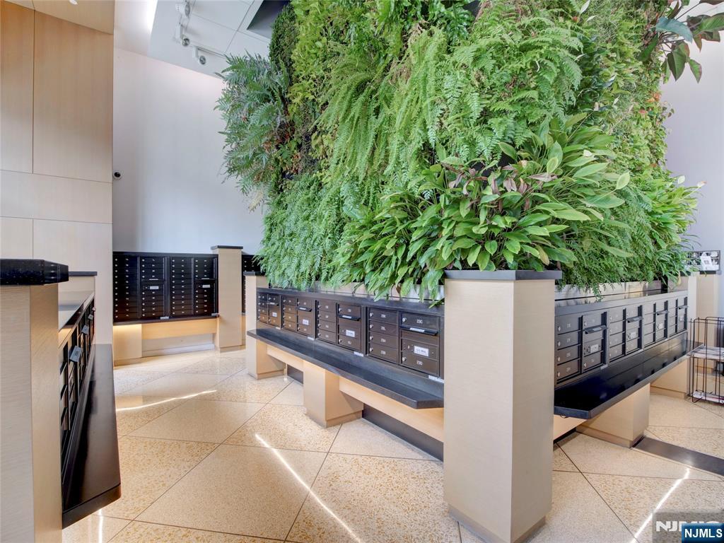 250 Gorge Road, Unit 28A Cliffside Park, NJ 07010 - Photo 31 of 37