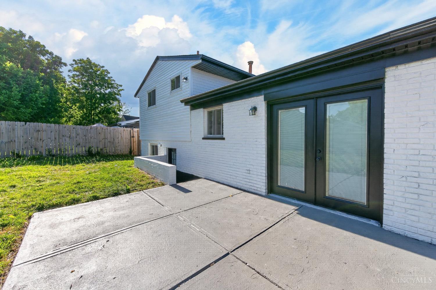 2029 Innes Avenue Cincinnati, OH 45224 - Photo 41 of 45