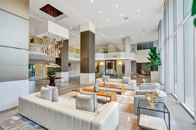 $8,500 | 21150 Point Place, Unit 406, Aventura, FL 33180