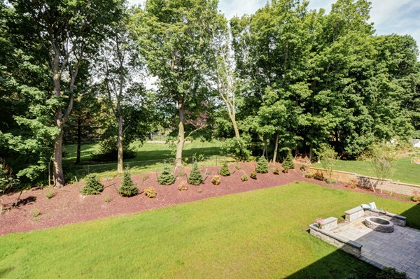 16 Barrows Road Shrewsbury, MA 01545 - Photo 28 of 30 Gallery Image 28