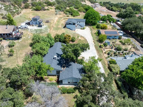 $1,025,000 | 9755 Las Lomas Avenue, Atascadero, CA 93422