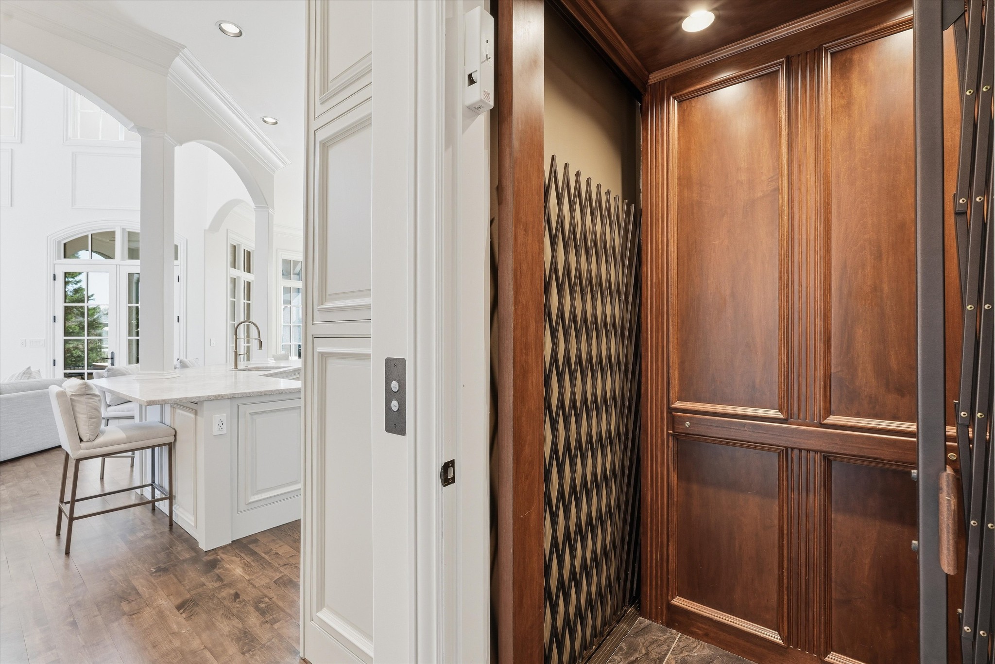 10 Colonel Winstead Drive Brentwood, TN 37027 - Photo 67 of 97 a view of a hallway with windows and furniture