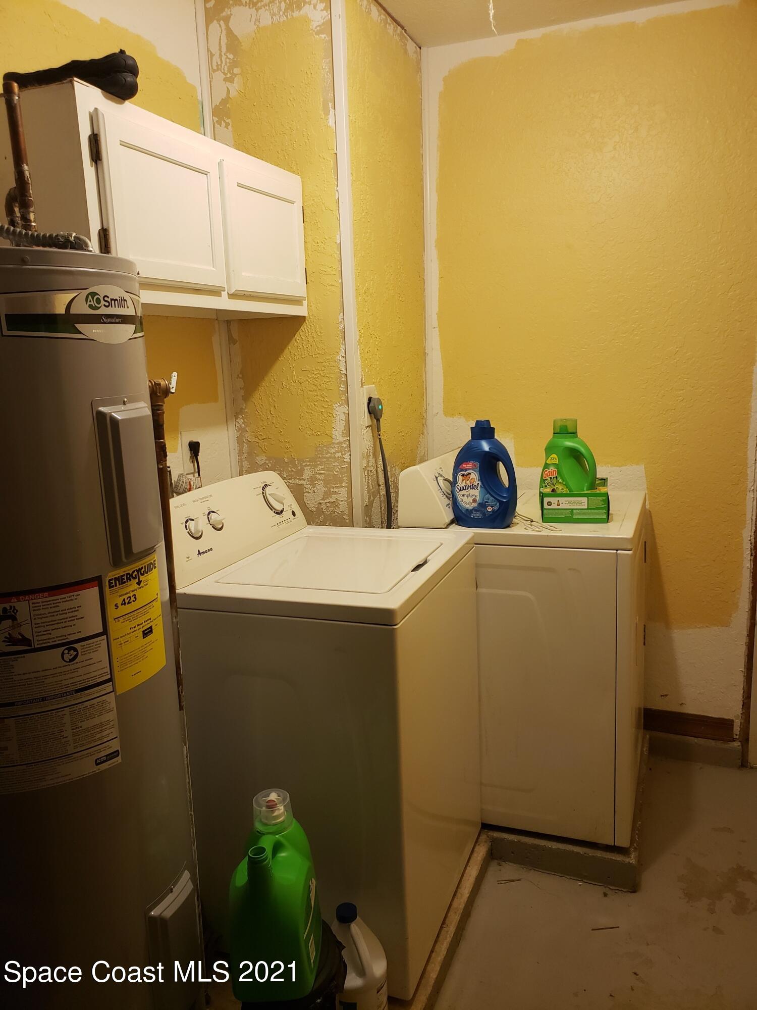 401 Whealan Street Southwest Palm Bay, FL 32908 - Photo 16 of 16 Laundry Area