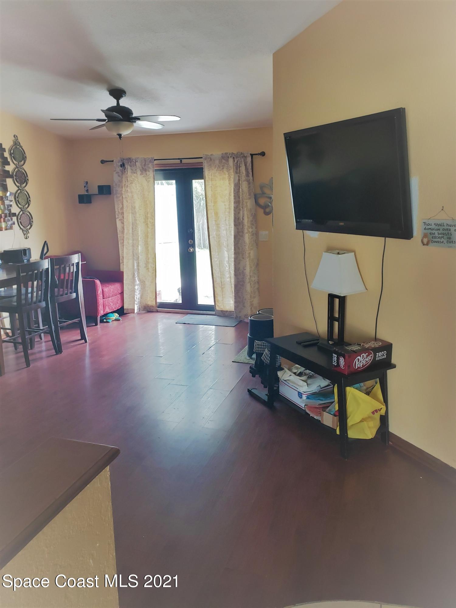 401 Whealan Street Southwest Palm Bay, FL 32908 - Photo 4 of 16 Dining Room