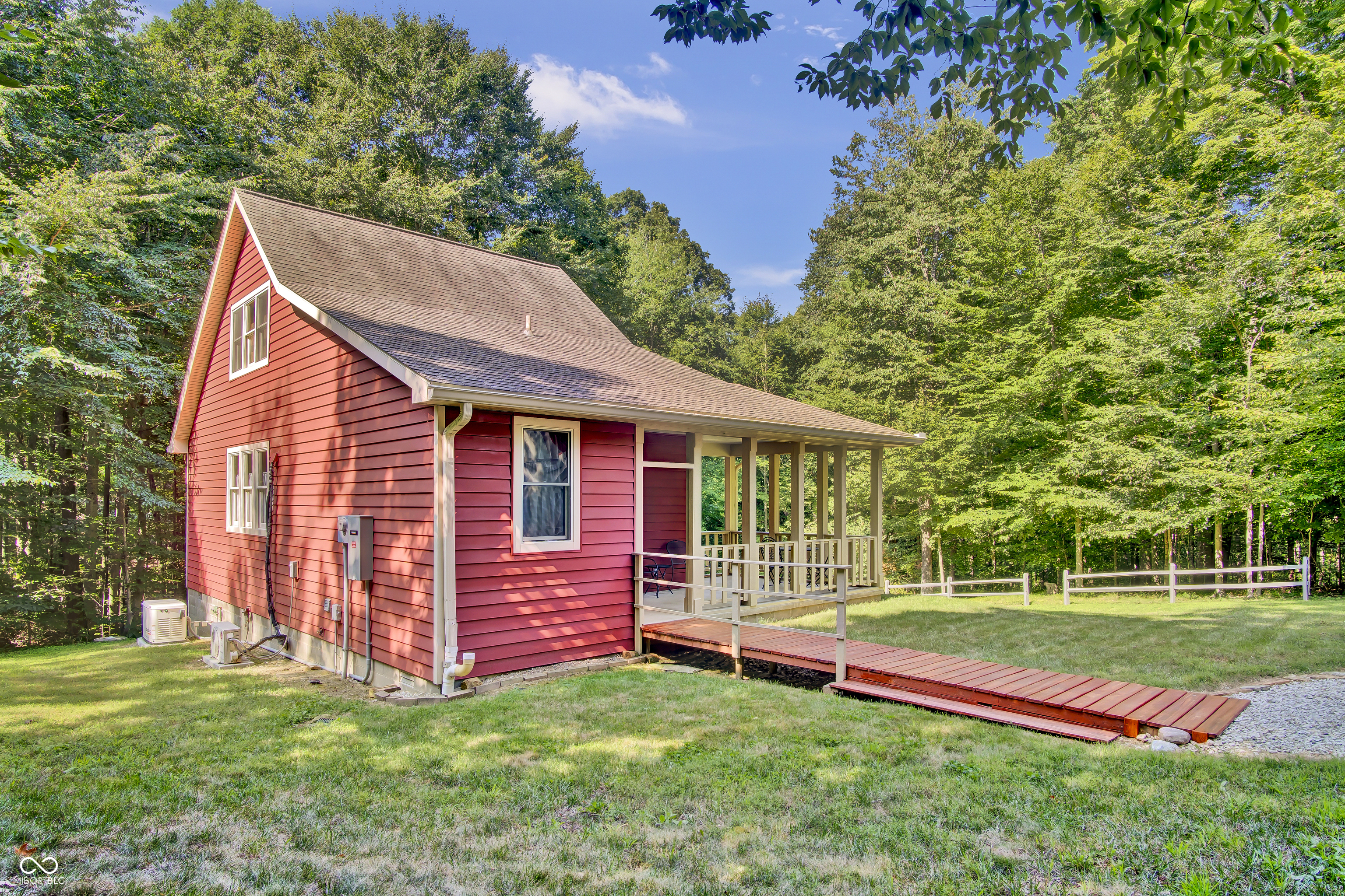 7154 Possum Trot Road Unionville, IN 47468 - Photo 4 of 37 Gallery Image 4