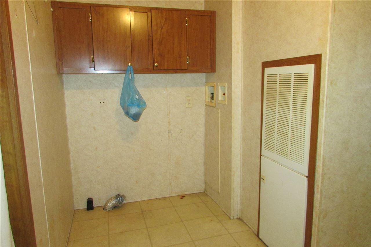12449 Bay Road West Foley, AL 36535 - Photo 16 of 22 utility room