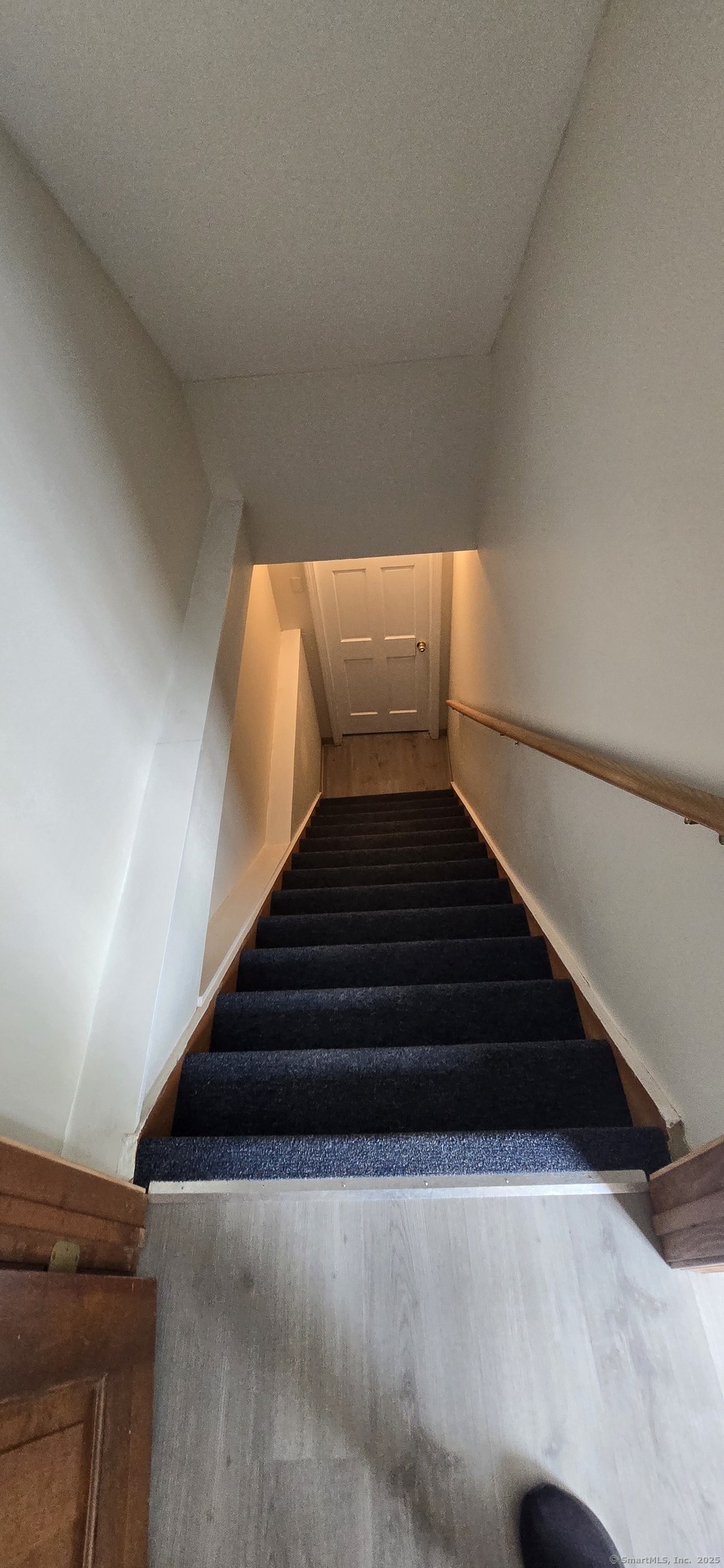 106 Wakelee Road, Unit 1 Waterbury, CT 06705 - Photo 15 of 19 a view of entryway