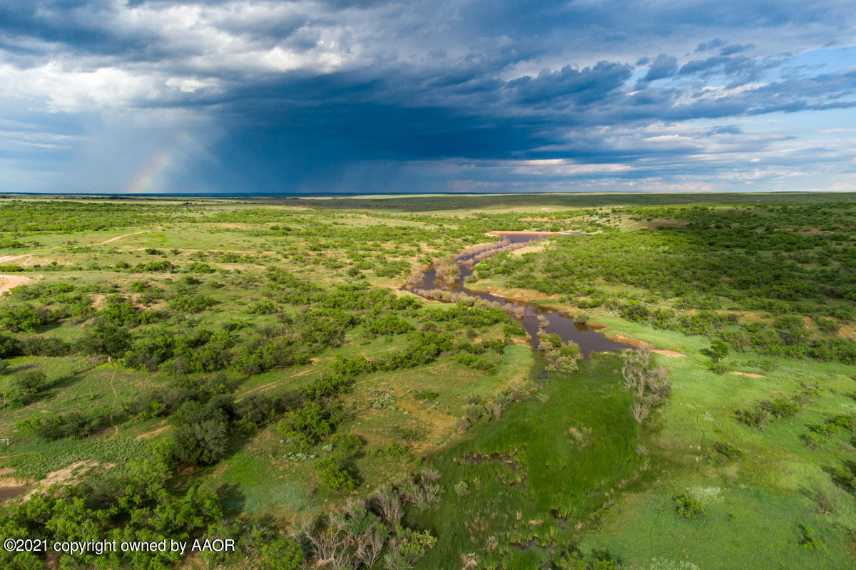 Ol' Glory Ranch Matador, TX 79244 - Photo 55 of 59 a view of an ocean from a yard