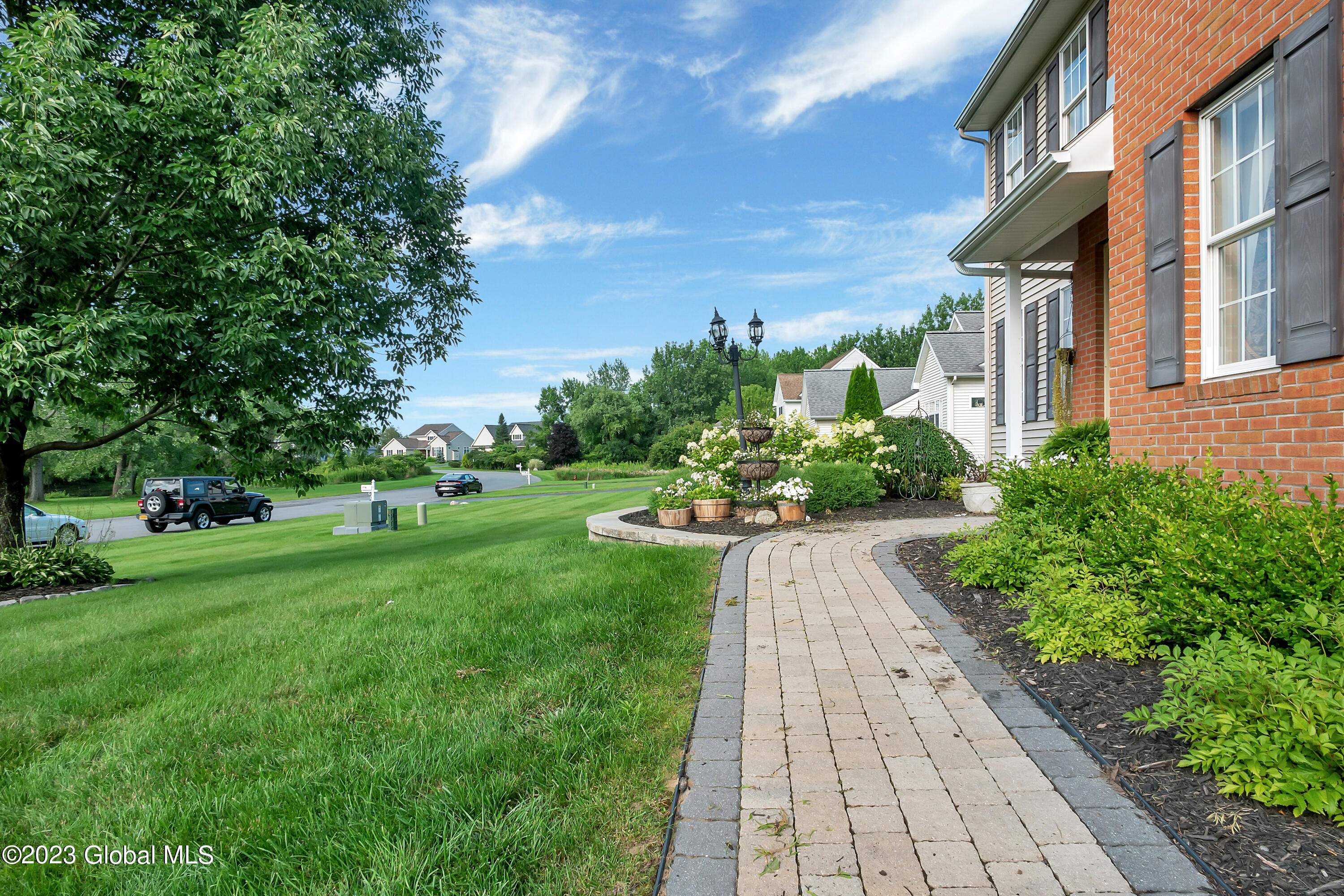 6 Hunters Run Malta, NY 12019 - Photo 12 of 59 P1390325