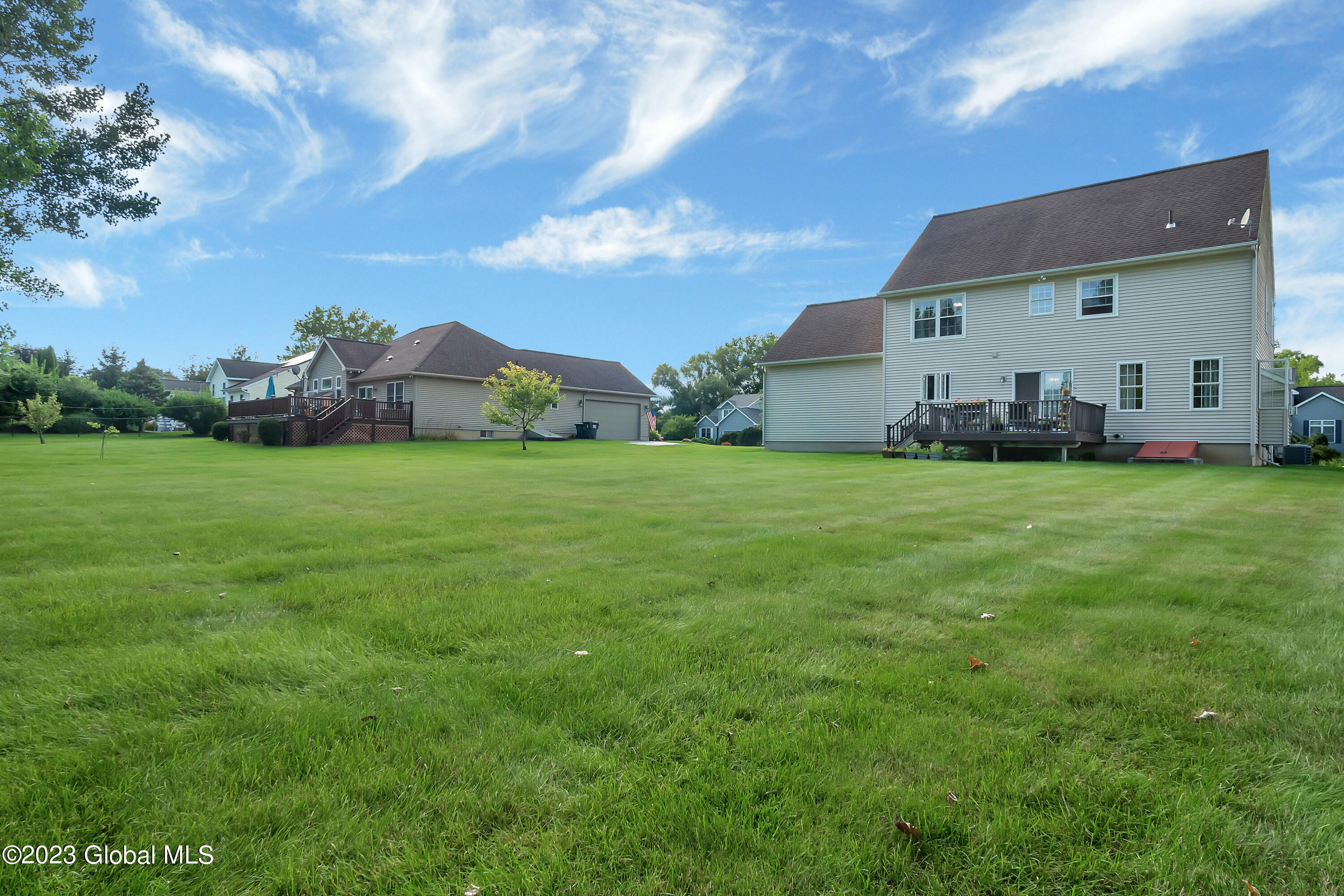 6 Hunters Run Malta, NY 12019 - Photo 15 of 59 P1390335