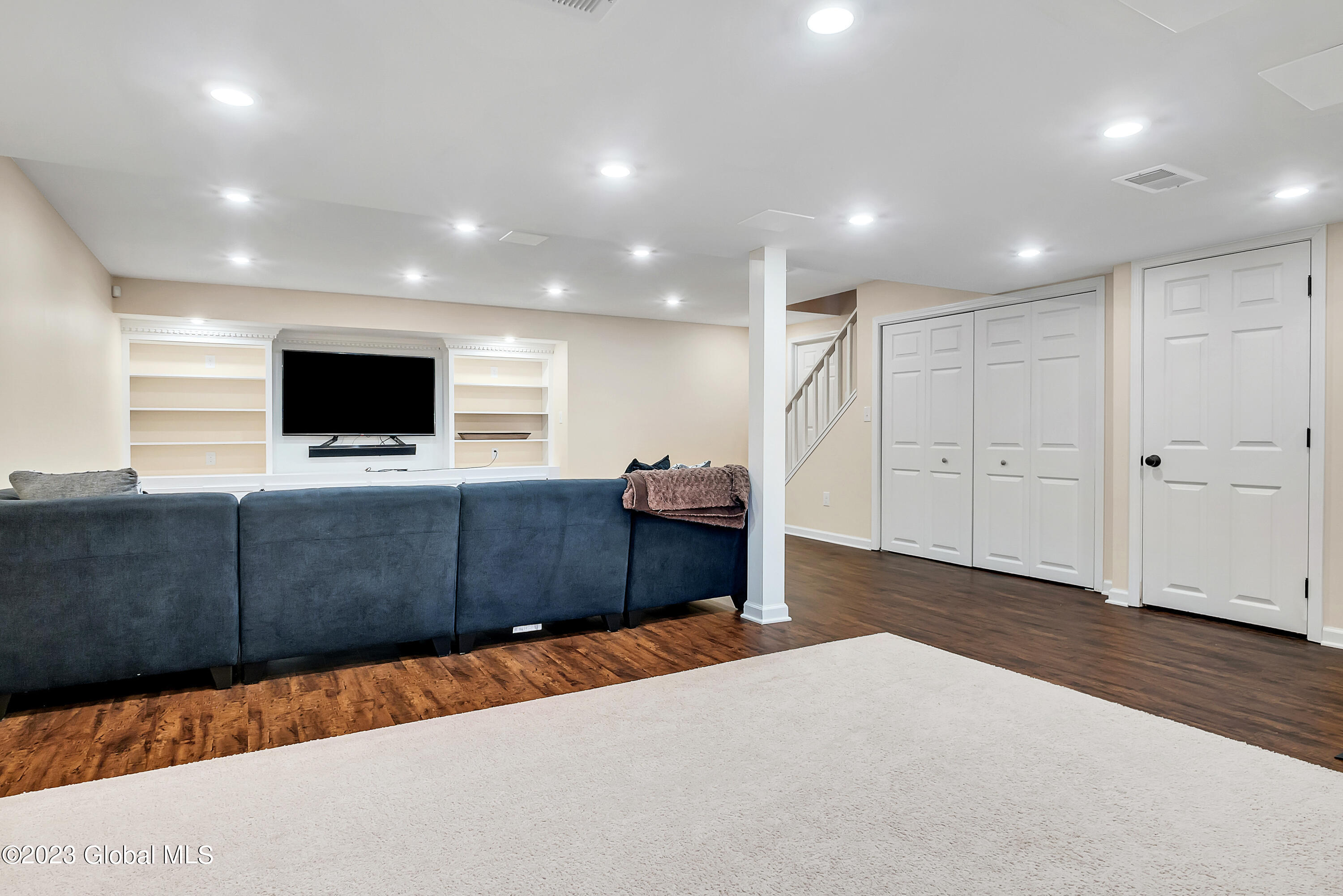 6 Hunters Run Malta, NY 12019 - Photo 38 of 59 P1390475