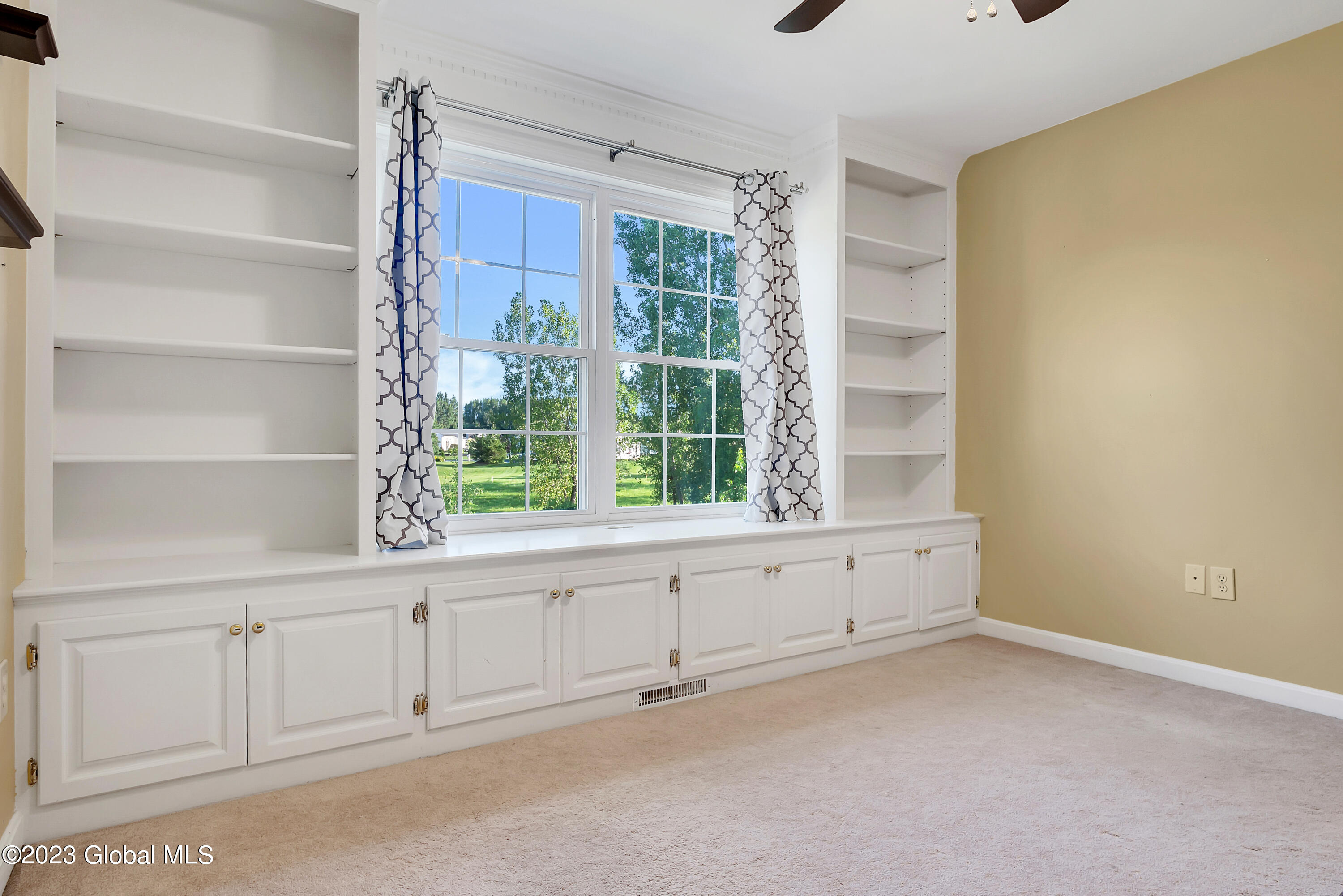 6 Hunters Run Malta, NY 12019 - Photo 45 of 59 P1390515