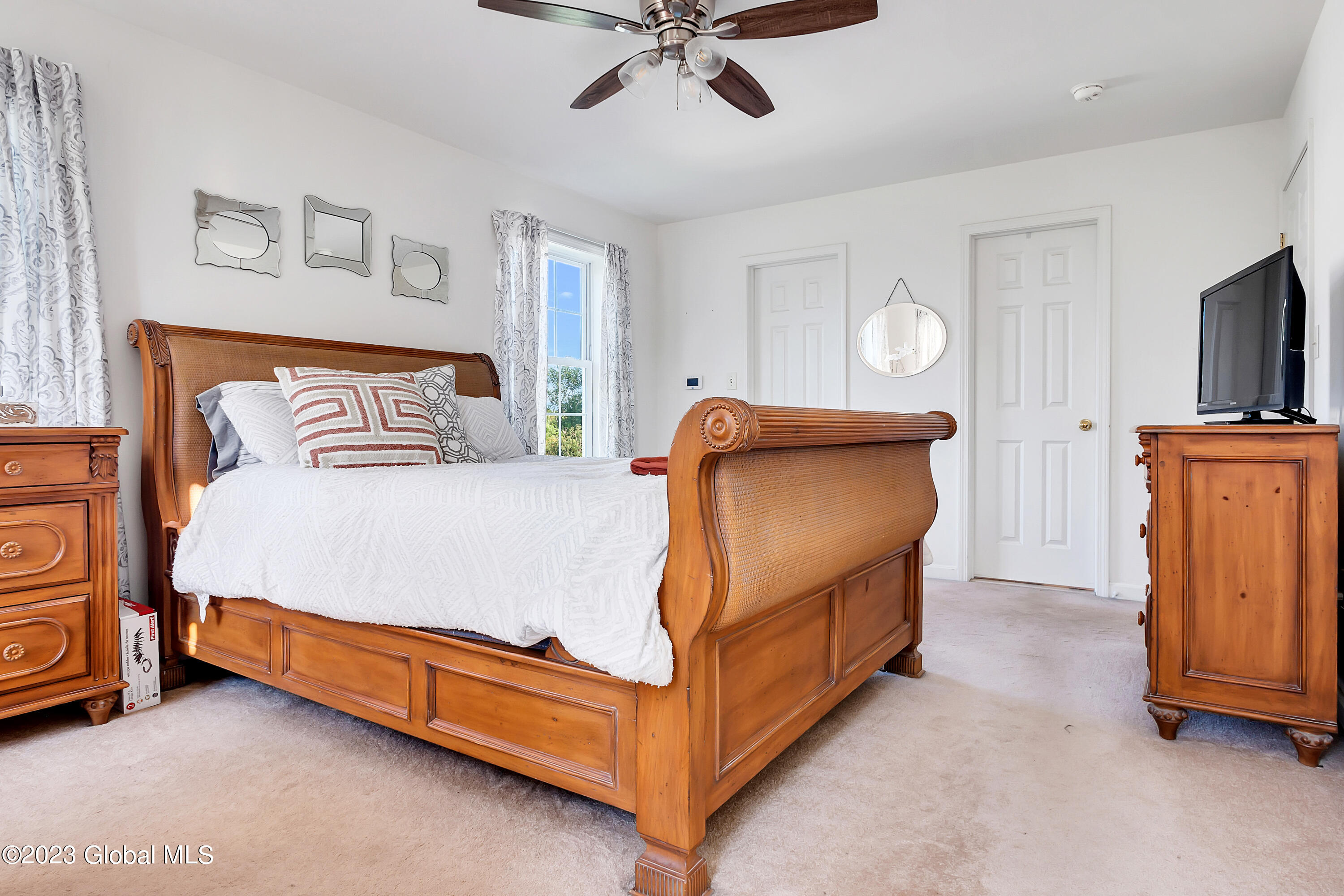 6 Hunters Run Malta, NY 12019 - Photo 49 of 59 P1390535