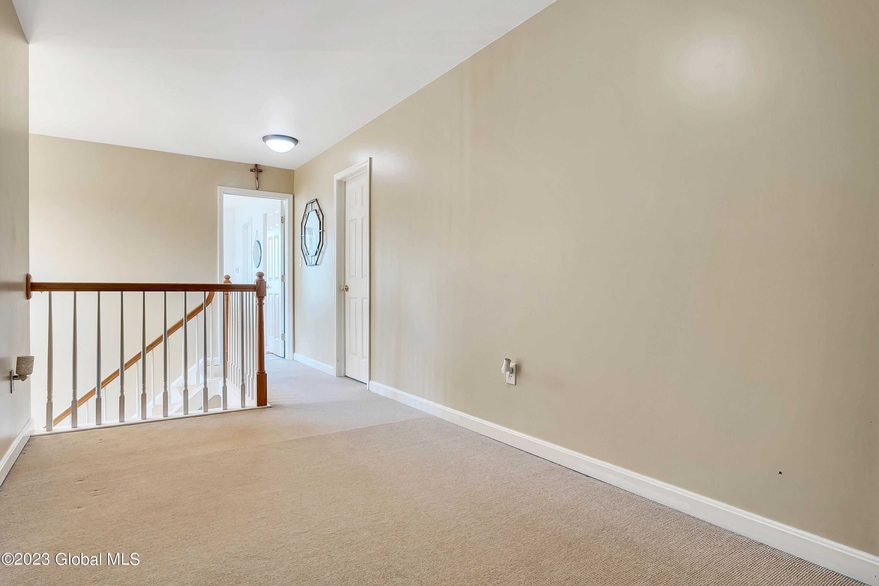 6 Hunters Run Malta, NY 12019 - Photo 55 of 59 P1390570