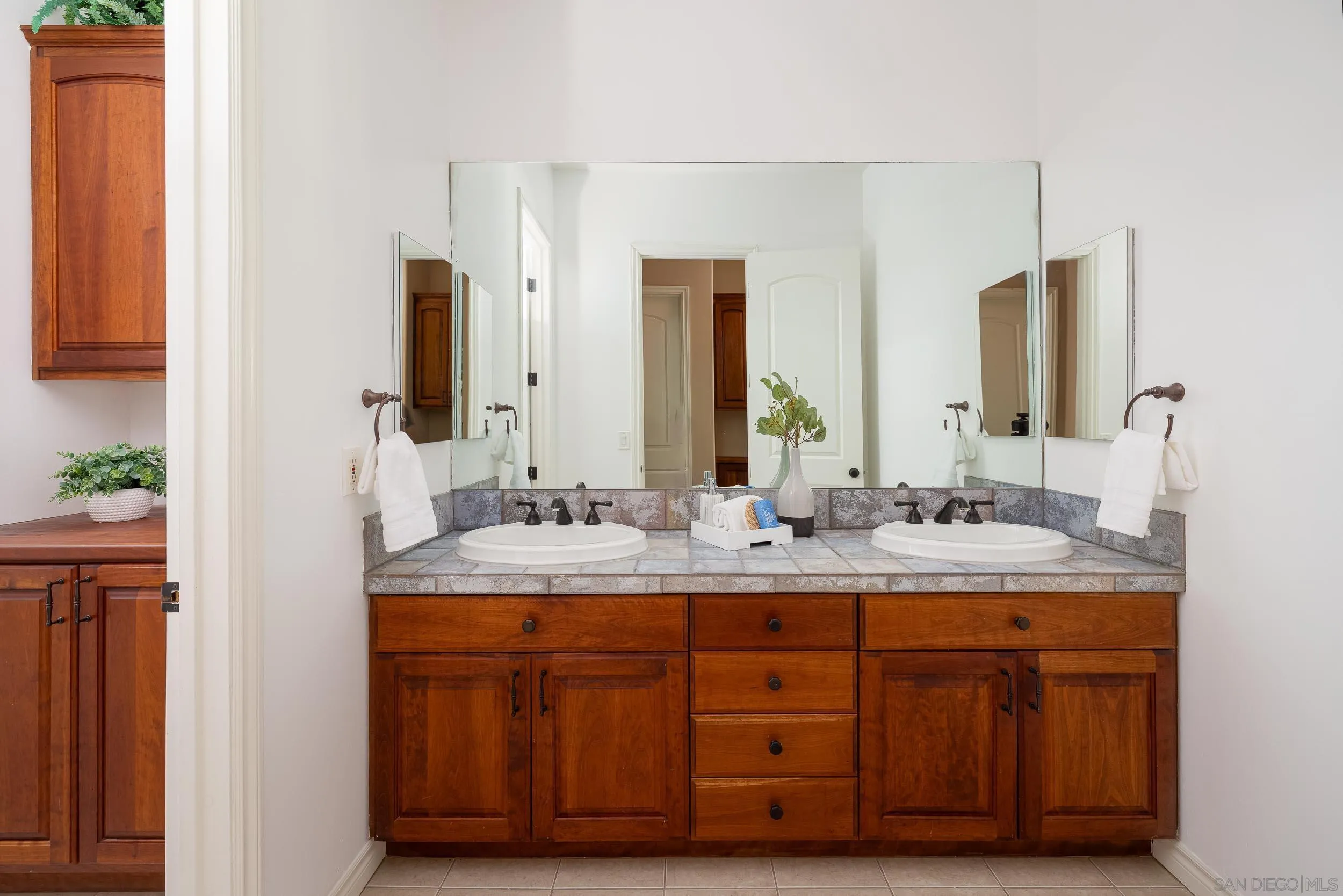 15275 Eastvale Road Poway, CA 92064 - Photo 28 of 53