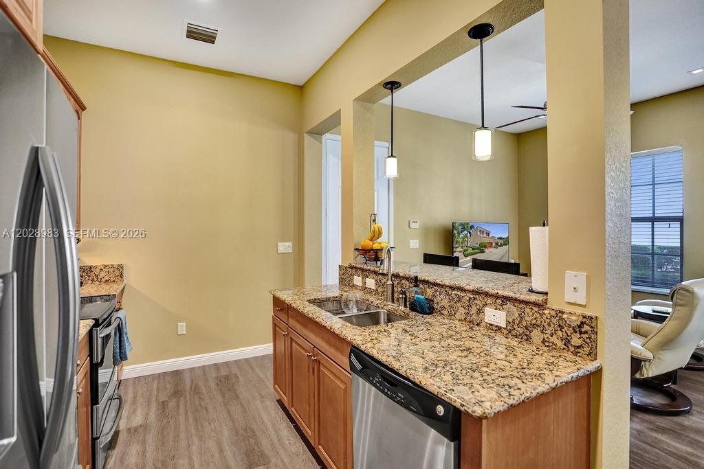 823 Northwest 82nd Lane Boca Raton, FL 33487 - Photo 14 of 105