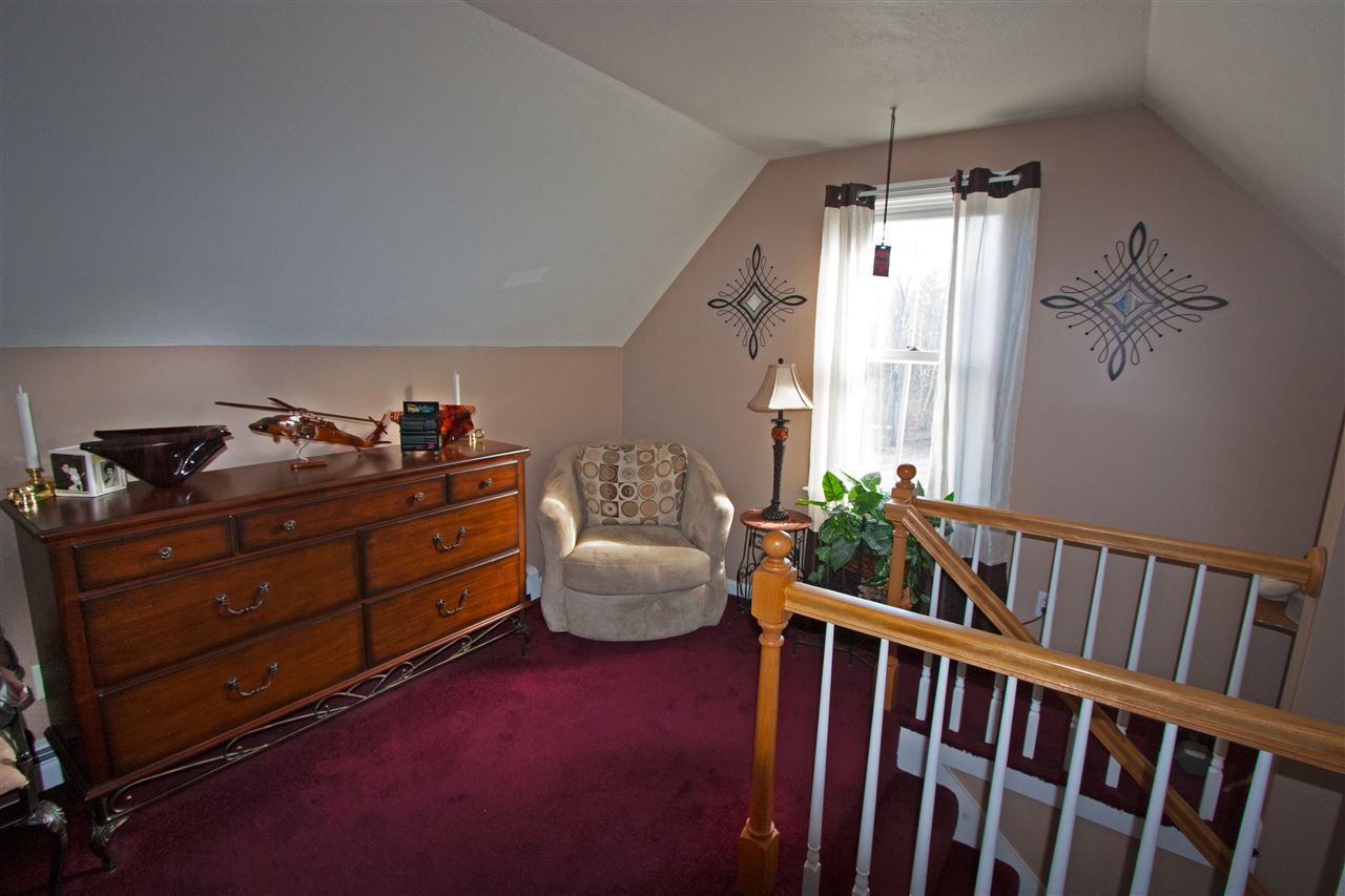 17 Lynn Grove Road Northwood, NH 03261 - Photo 8 of 28