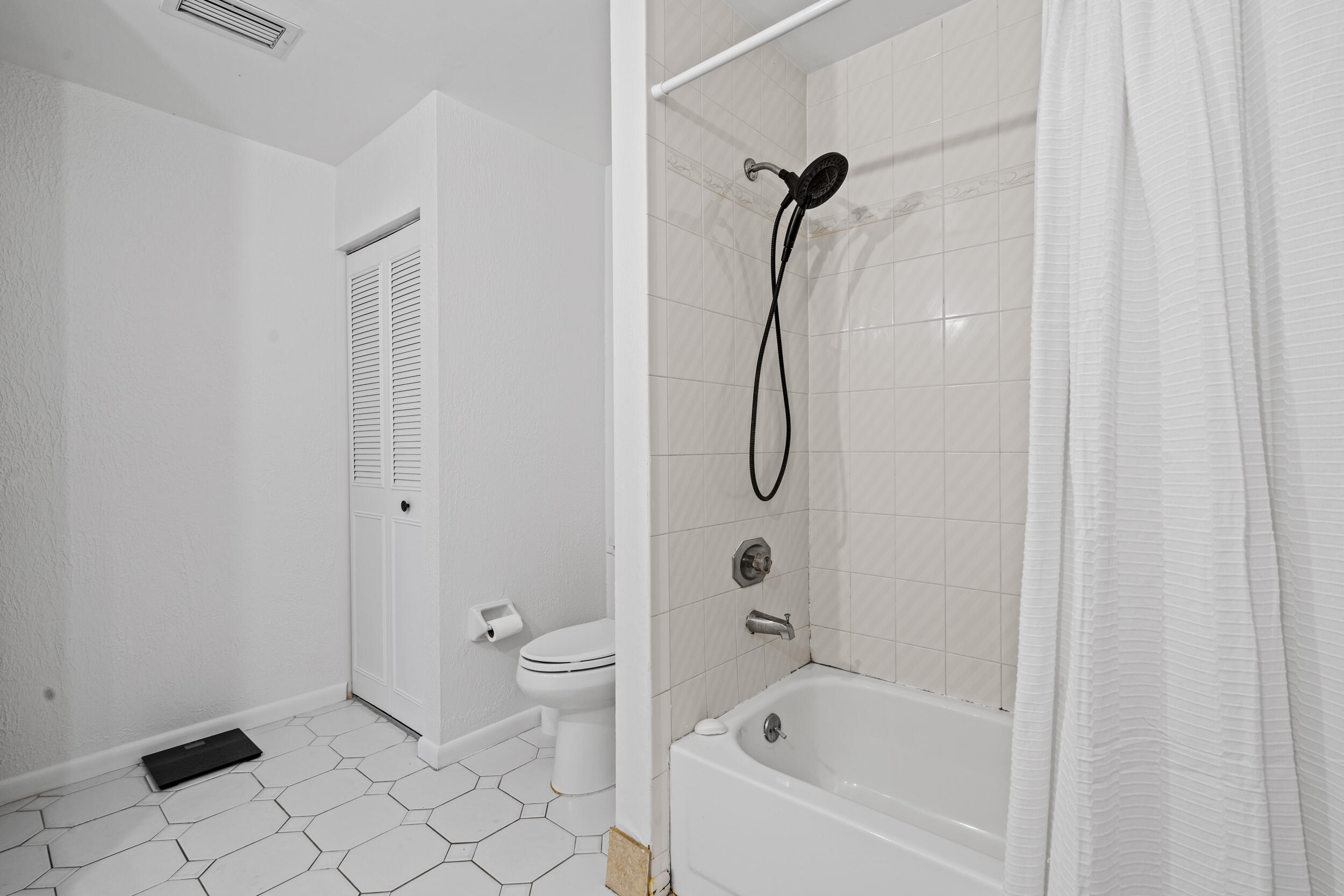 53 Southeast Ontario Way Stuart, FL 34997 - Photo 29 of 43 30_dsc07653