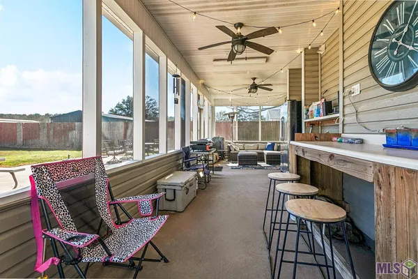 $284,995 | 39152 South Thibodeaux Road, Ponchatoula, LA 70454