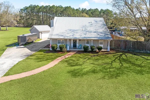 $284,995 | 39152 South Thibodeaux Road, Ponchatoula, LA 70454
