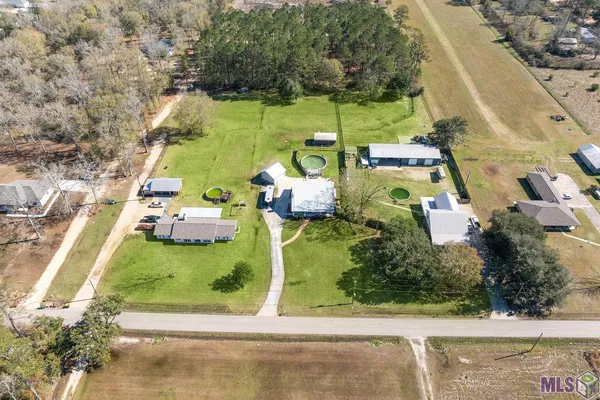 $284,995 | 39152 South Thibodeaux Road, Ponchatoula, LA 70454