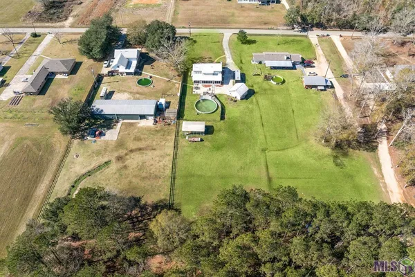 $284,995 | 39152 South Thibodeaux Road, Ponchatoula, LA 70454