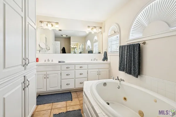 $284,995 | 39152 South Thibodeaux Road, Ponchatoula, LA 70454