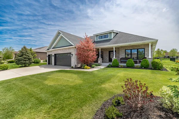 $818,900 | 9863 Elle Avenue, St. John, IN 46373