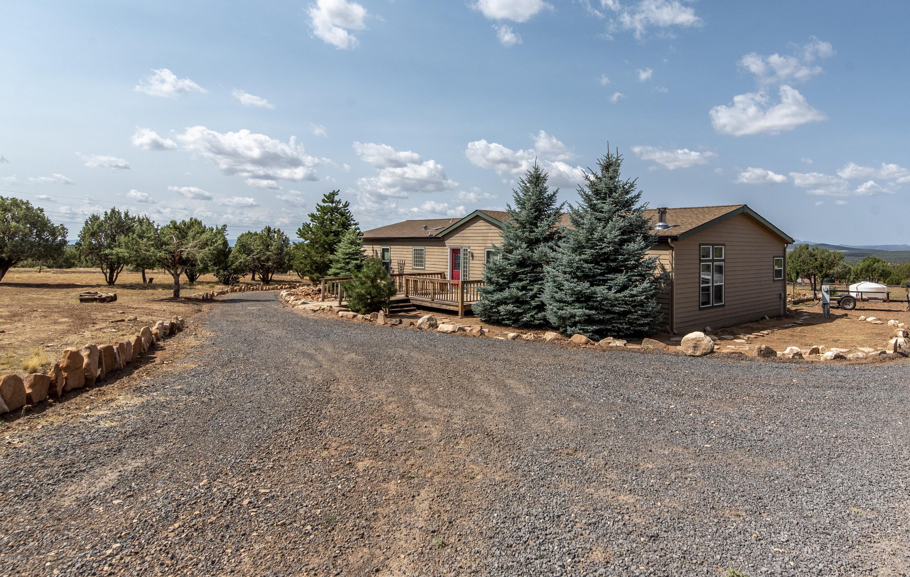 5792 North Forest Line Road Williams, AZ 86046 - Photo 3 of 37 DSC_8376