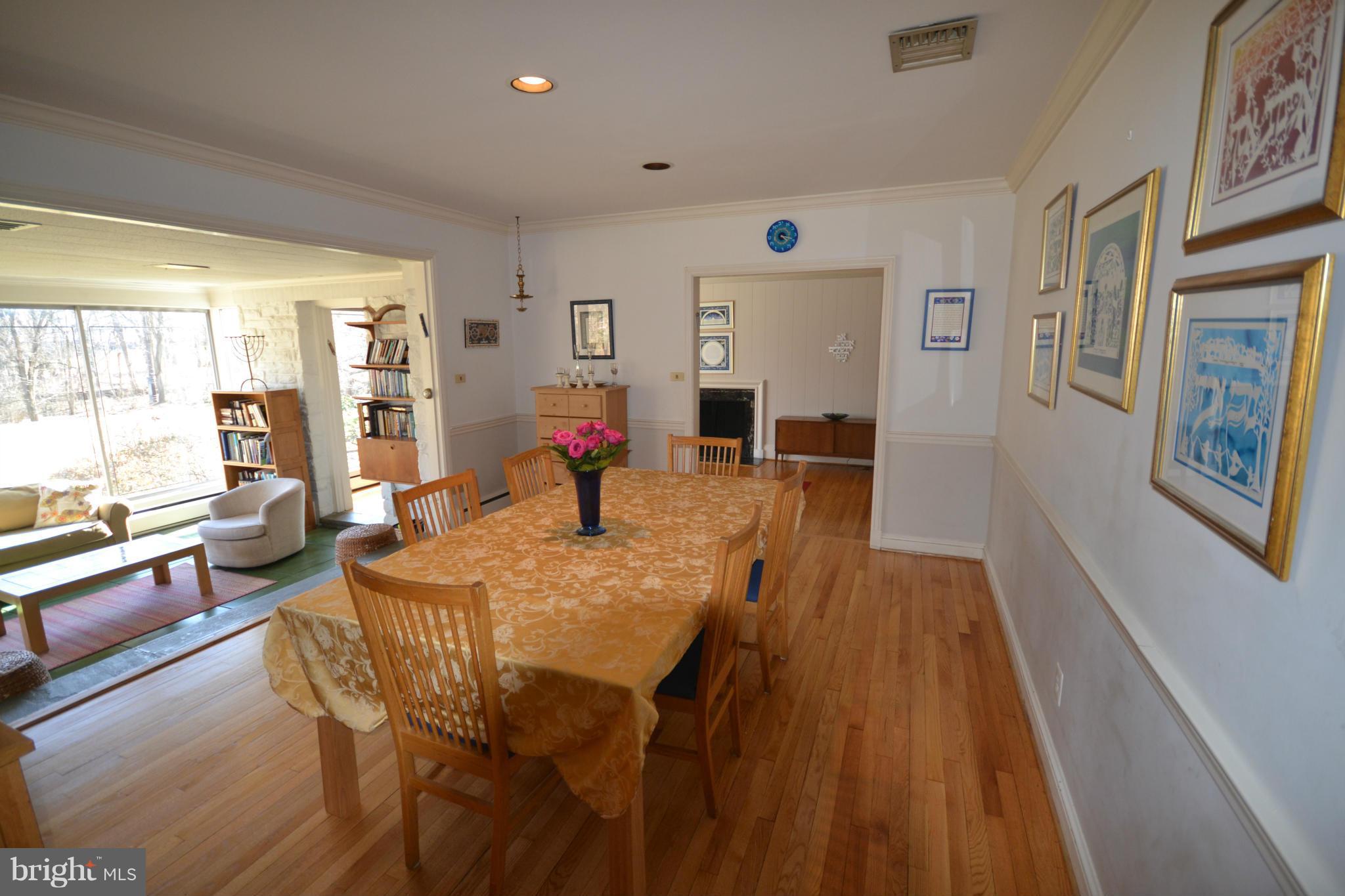 3527 Barton Oaks Road Baltimore, MD 21208 - Photo 5 of 29 Dining Room