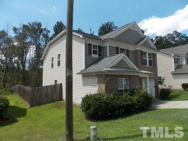 2643 Pebble Meadow Lane Raleigh, NC 27610 - Photo 2 of 7 Gallery Image 2