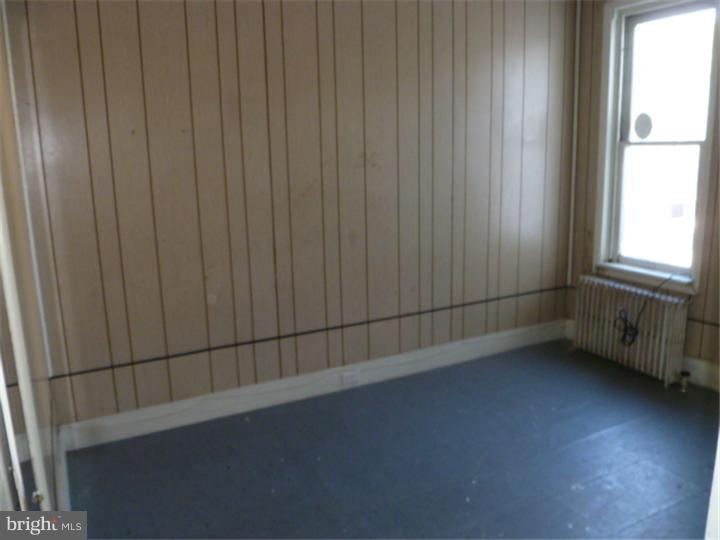 451 Mulberry Street Reading, PA 19604 - Photo 5 of 7 Bedroom