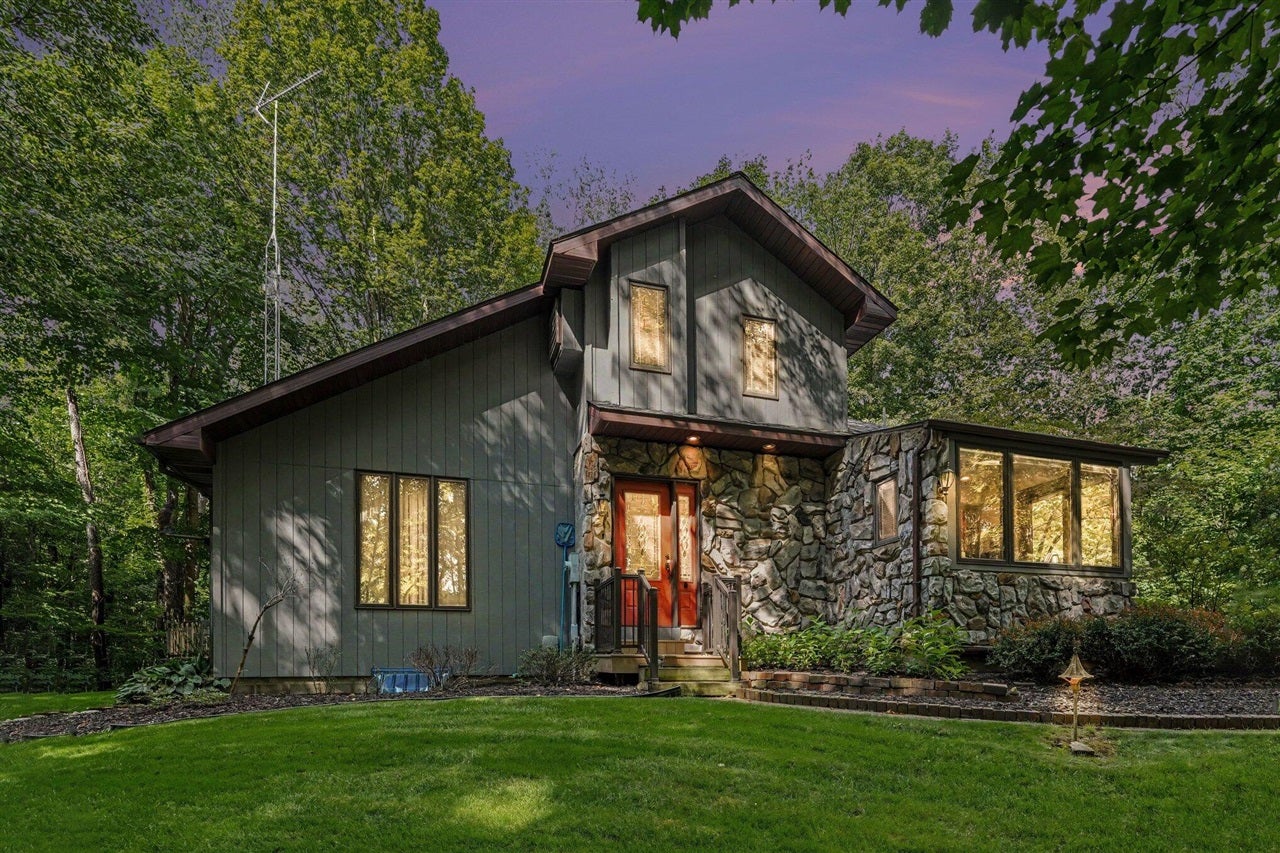 2913 Grange Road Berrien Springs, MI 49103 - Photo 2 of 39 Gallery Image 2