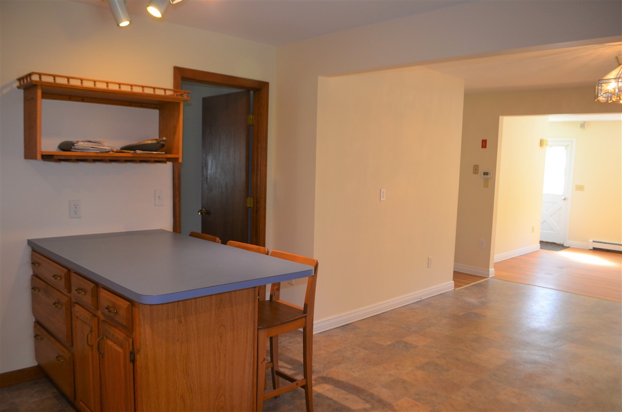 192 Rush Road Henniker, NH 03242 - Photo 8 of 28