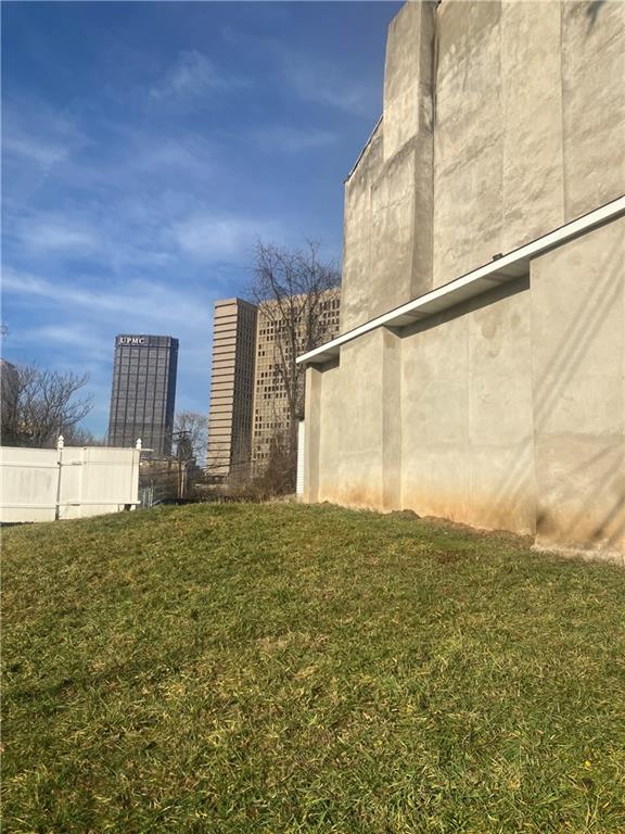 23 Vine Street Pittsburgh, PA 15219 - Photo 2 of 4 a view of outdoor space and yard