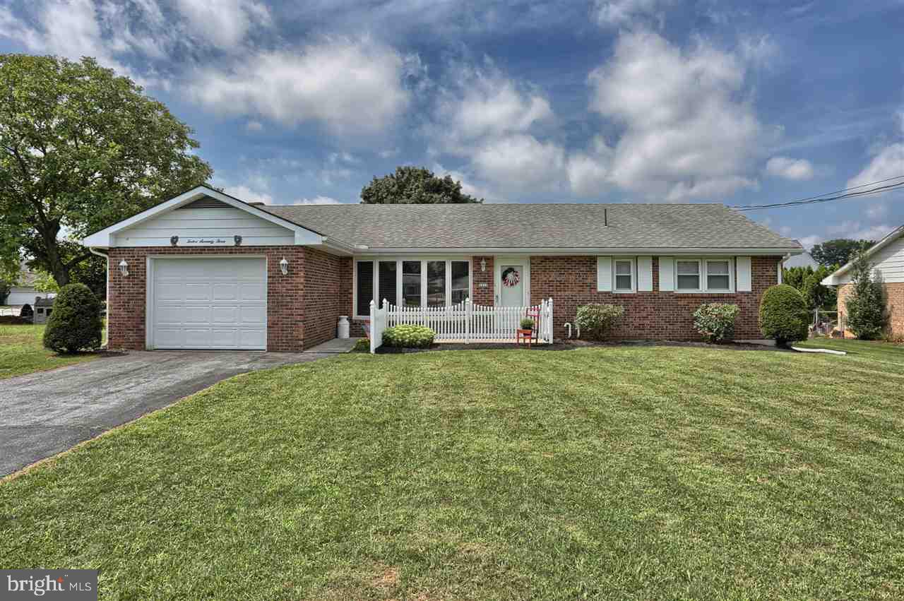 1273 South Forge Road Palmyra, PA 17078 - Photo 1 of 25 Gallery Image 1