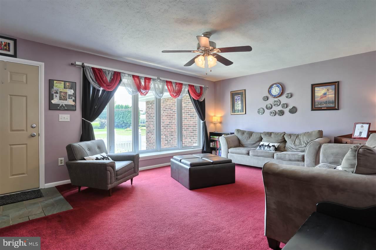 1273 South Forge Road Palmyra, PA 17078 - Photo 3 of 25 Gallery Image 3