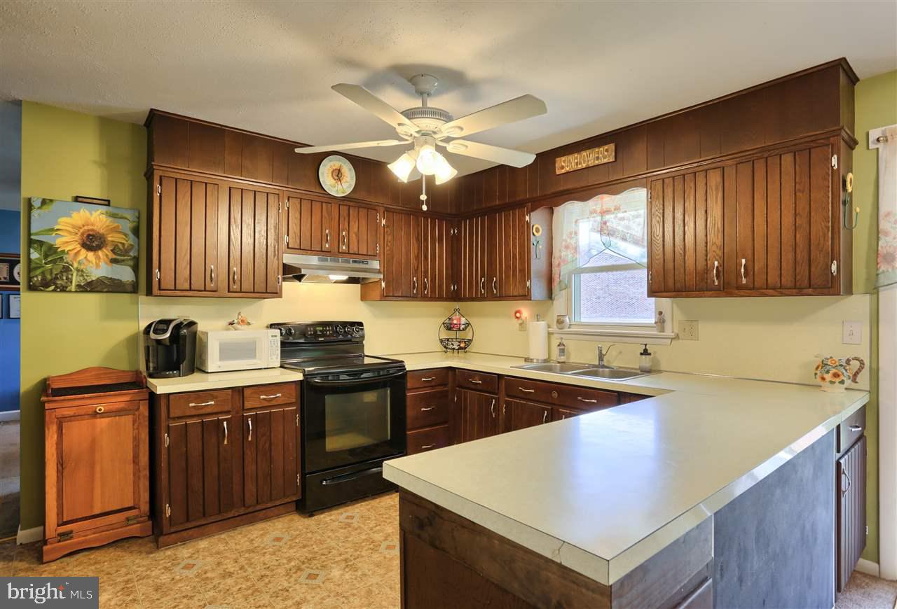 1273 South Forge Road Palmyra, PA 17078 - Photo 9 of 25 Gallery Image 9