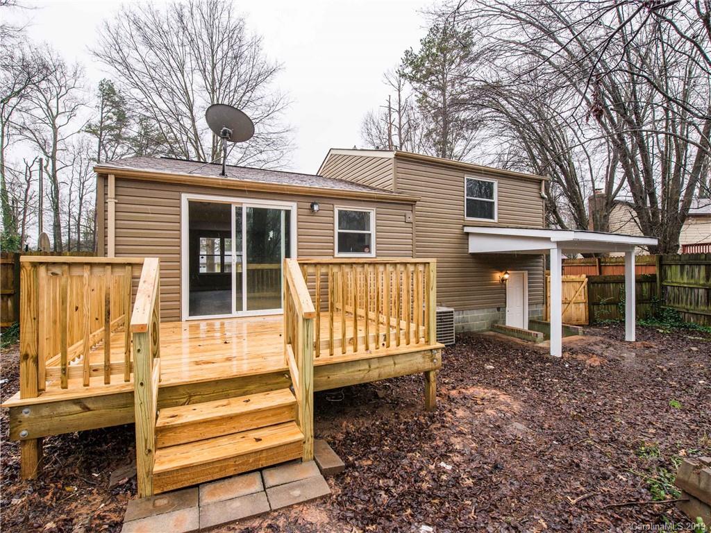 6606 Saddle Point Road Charlotte, NC 28212 - Photo 3 of 24 Gallery Image 3