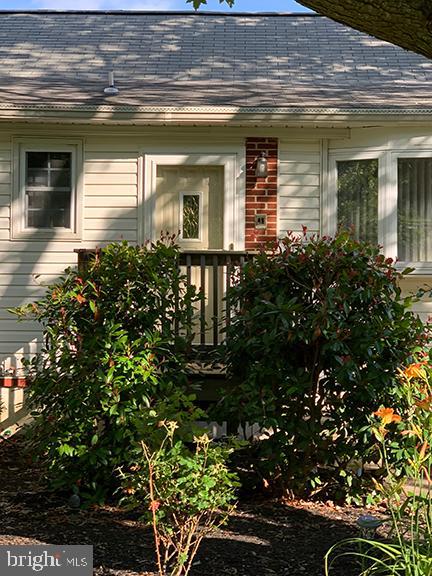 2301 Harford Road Fallston, MD 21047 - Photo 5 of 70 Front Porch