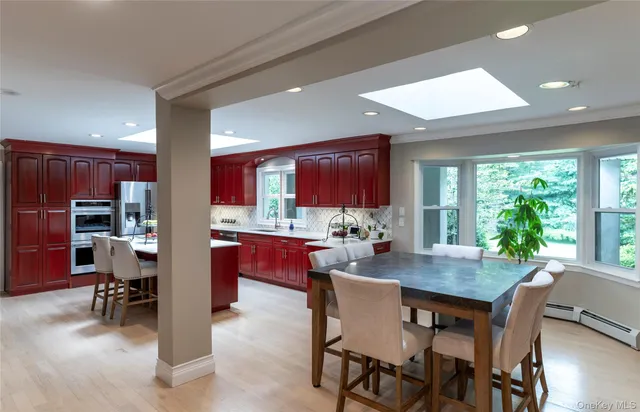 $1,395,000 | 369 Phillips Hill Road, New City, NY 10956