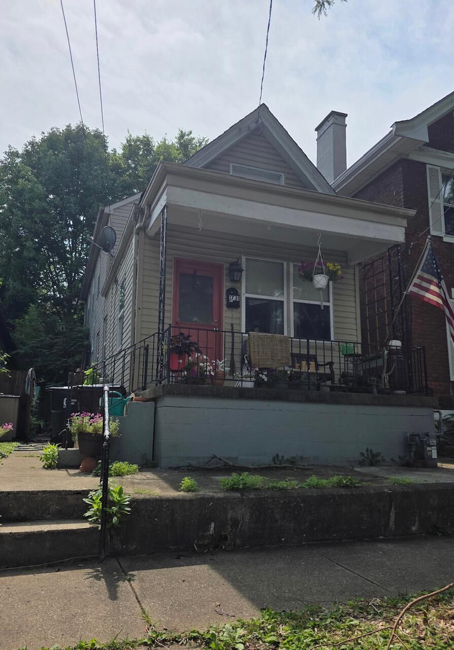 1731 Banklick Street Covington, KY 41011 - Photo 1 of 12 1731 Banklick St
