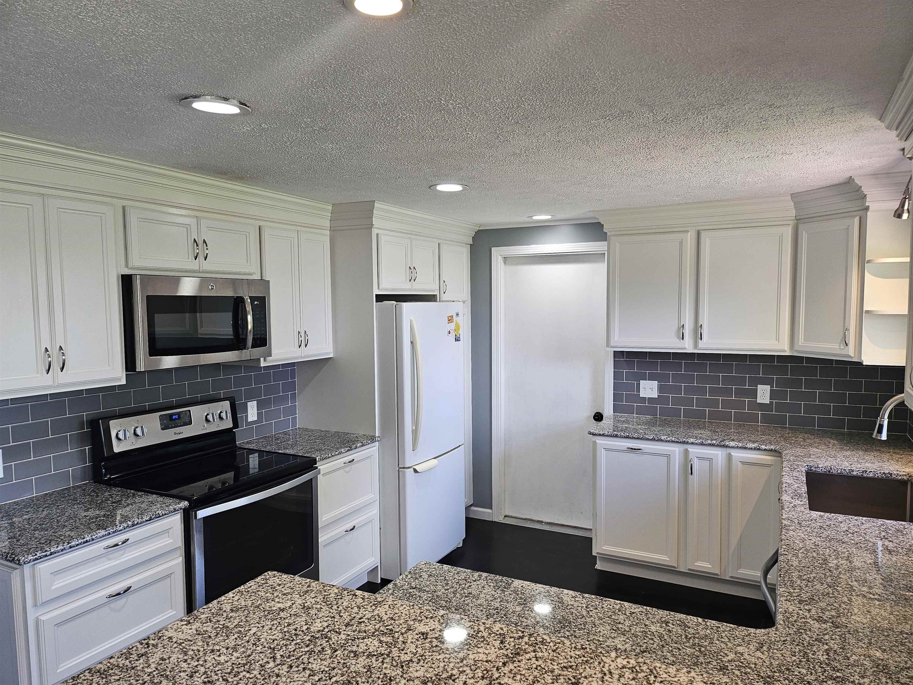 3315 South Summerton Road Mount Pleasant, MI 48858 - Photo 9 of 39 1933276-40ae4902-2788-47c0-90c8-32da71fb84d2.JPG
