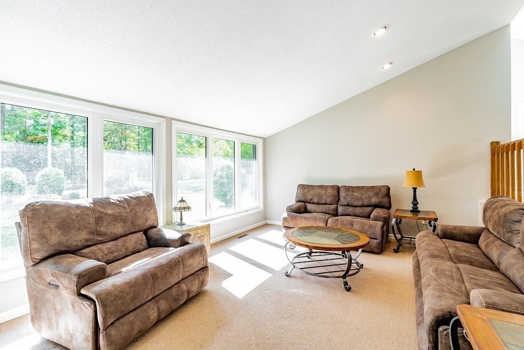 244 Shaker Road Westfield, MA 01085 - Photo 12 of 41 Gallery Image 12