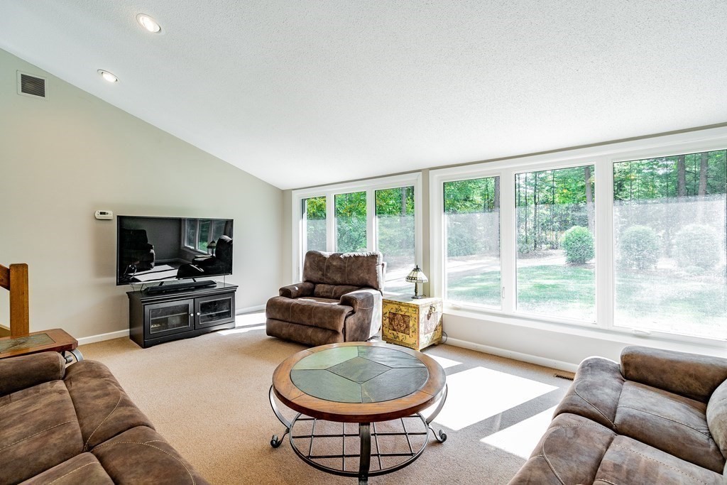 244 Shaker Road Westfield, MA 01085 - Photo 14 of 41 Gallery Image 14