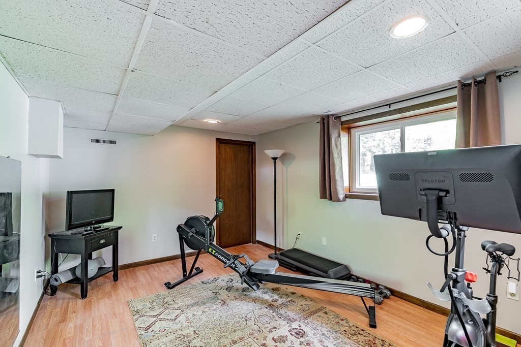 244 Shaker Road Westfield, MA 01085 - Photo 24 of 41 Gallery Image 24
