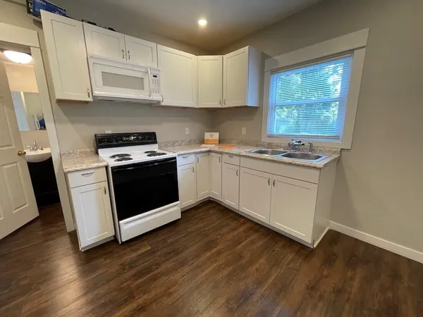 $219,900 | 136 North Berkley Street, Kalamazoo, MI 49006