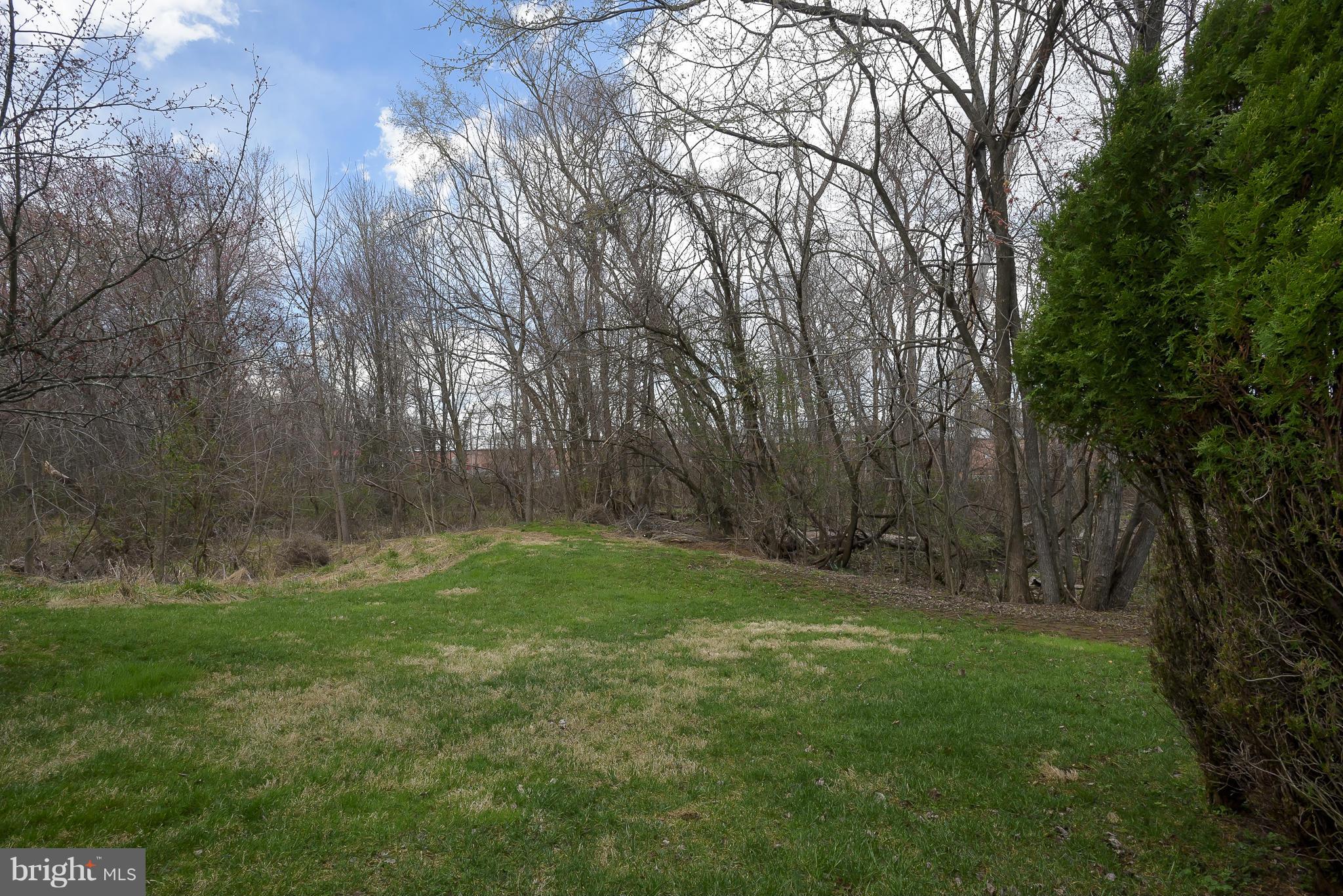 28 Winehurst Road Baltimore, MD 21228 - Photo 23 of 26 Exterior (Rear)