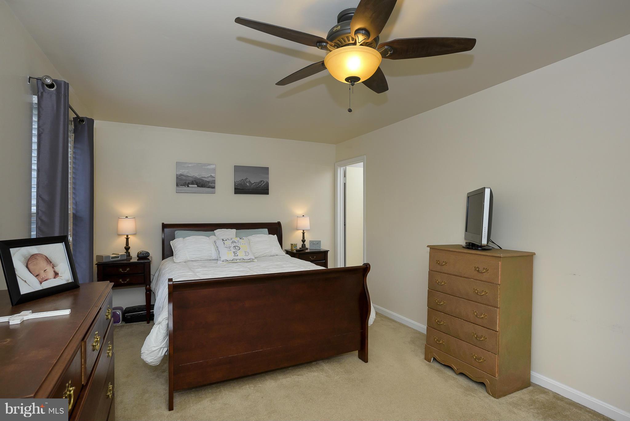 28 Winehurst Road Baltimore, MD 21228 - Photo 10 of 26 Bedroom (Master)